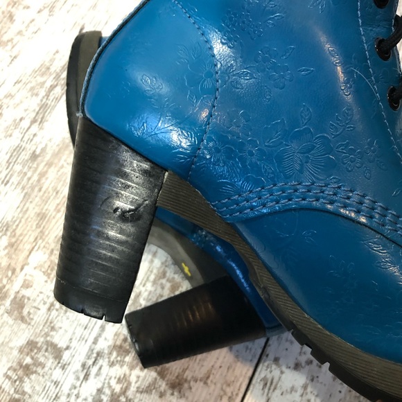 Dr. Martens Darcie 8 Eye Heeled Boots Teal Blue - Picture 2 of 8